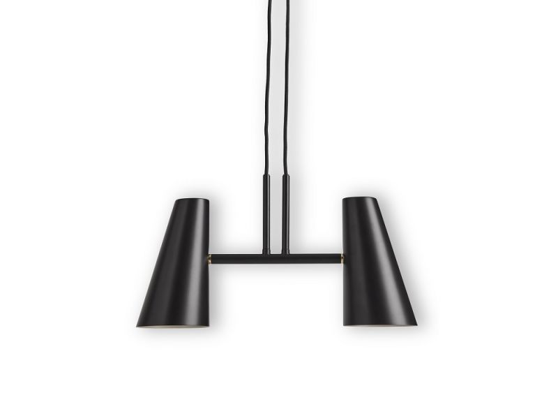 Schwarze Cono Pendelleuchte von Woud mit zwei Lampenschirmen, modernes Design für Wohnzimmer und Esszimmer.